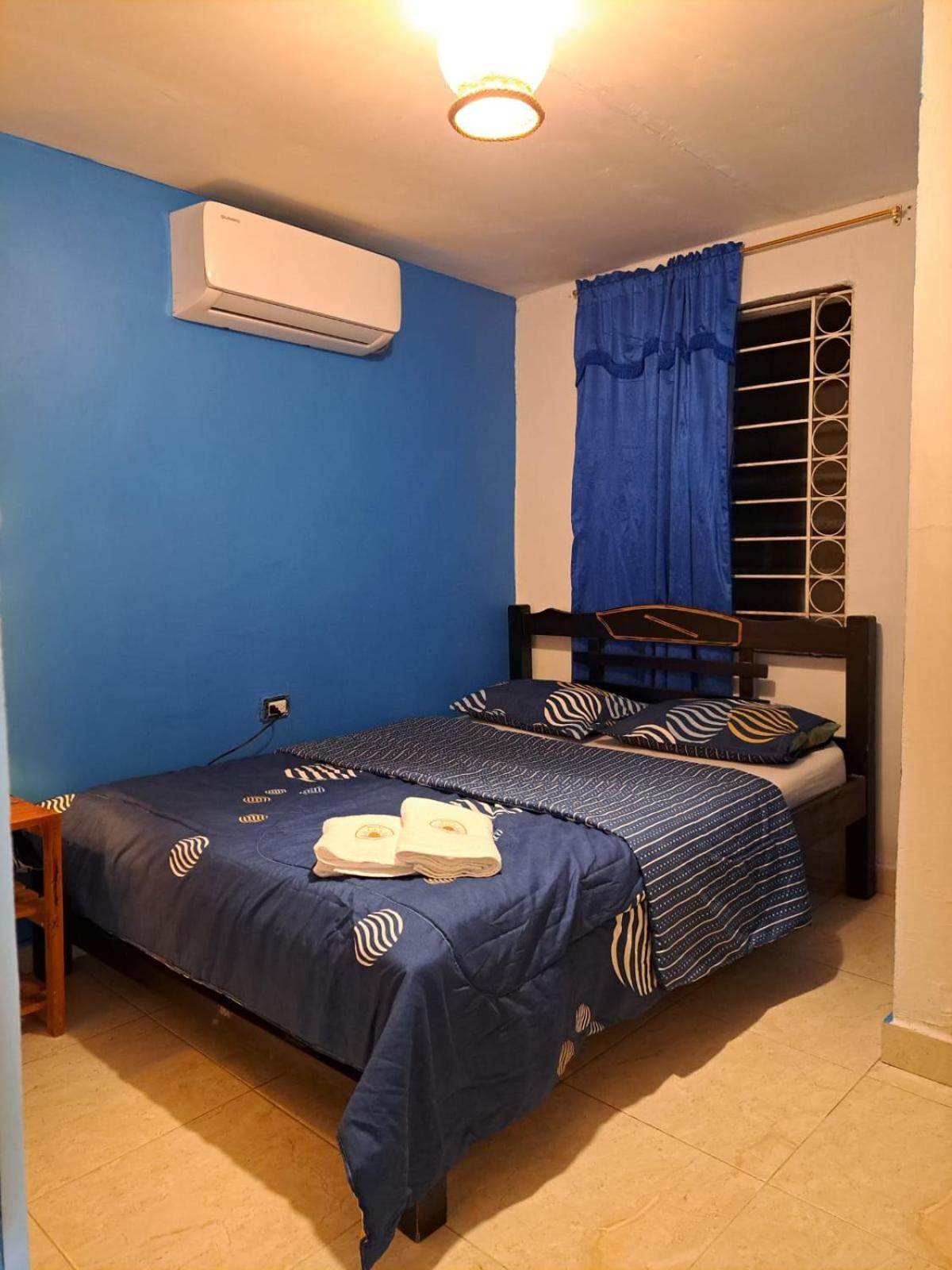 Hostel Shalom Adonai Kartagena Zewnętrze zdjęcie