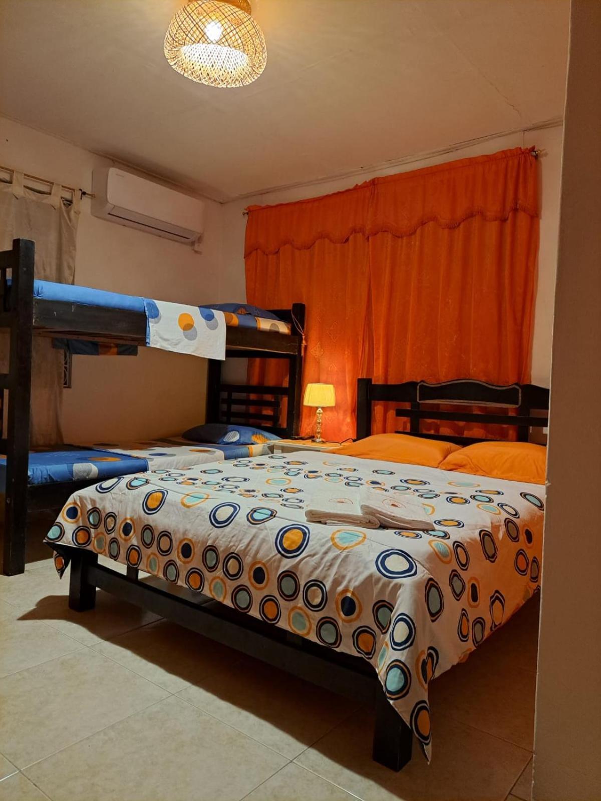 Hostel Shalom Adonai Kartagena Zewnętrze zdjęcie